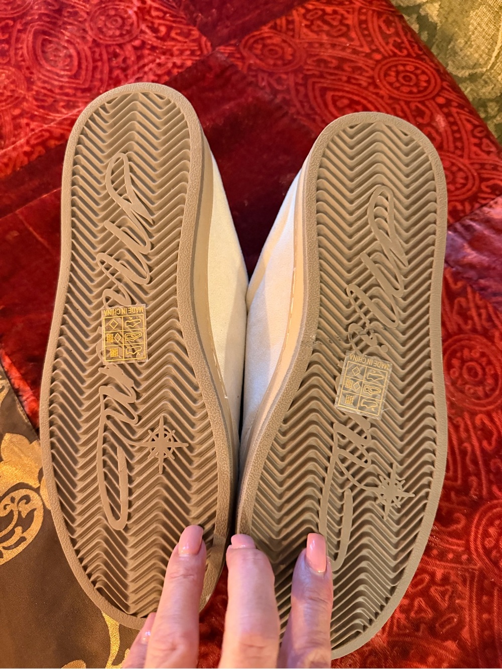 Mi.iM Cream Crystal-Embellished Platform Sneakers - Picture 4 of 7